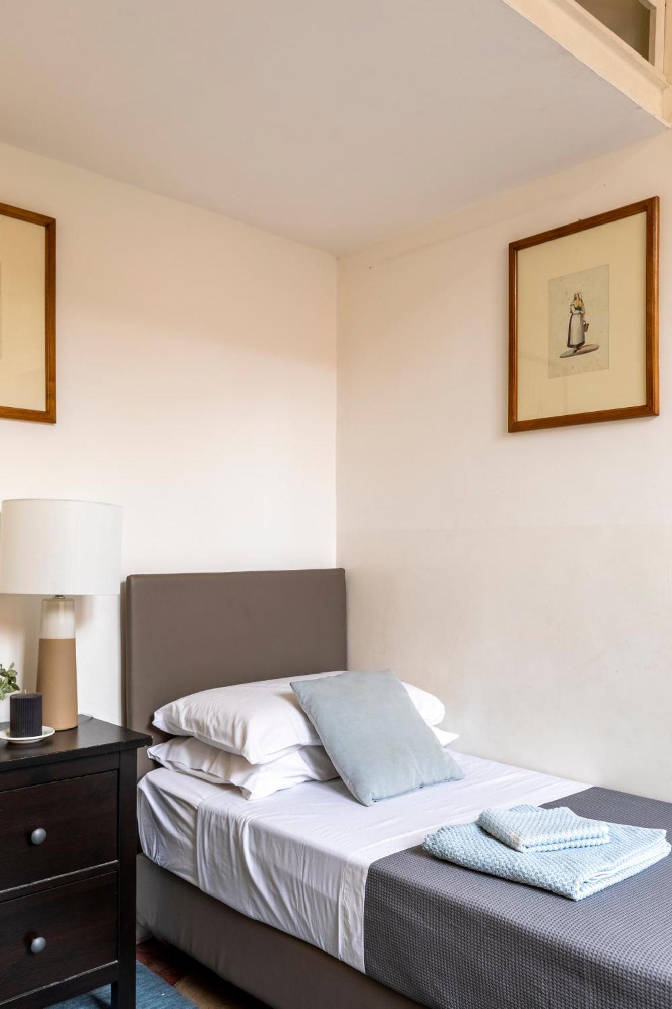Colosseo Apartment- Heart Of Rione Monti ローマ エクステリア 写真
